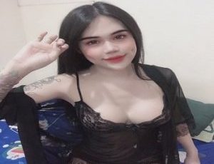 Muốn yêu cô chị phải chiều sướng cô em Trần Khánh Phương