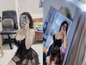 Người yêu trong bộ đồ ren kích thích cu anh cứng