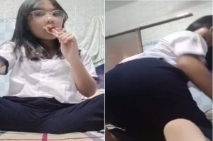 Sex nữ sinh dâm thích được vỗ mông