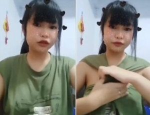 Sex sinh viên kheo cặp vếu bự cho bạn nhỏ dãi